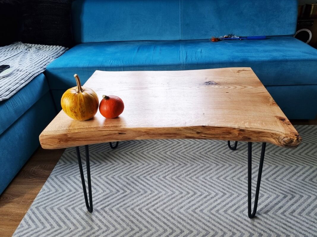 Nogi hairpin legs z drewnianym blatem